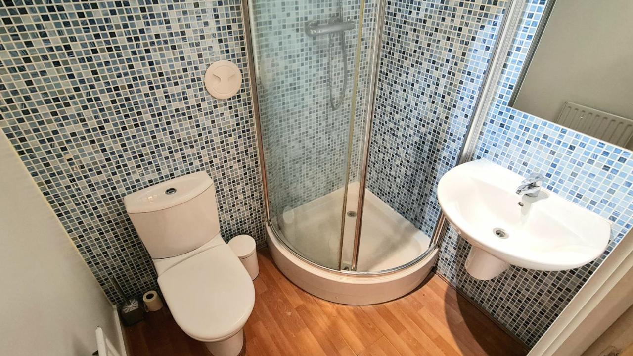 Lovely 3 Bedroom Apartment - Free Parking EDI Exterior foto