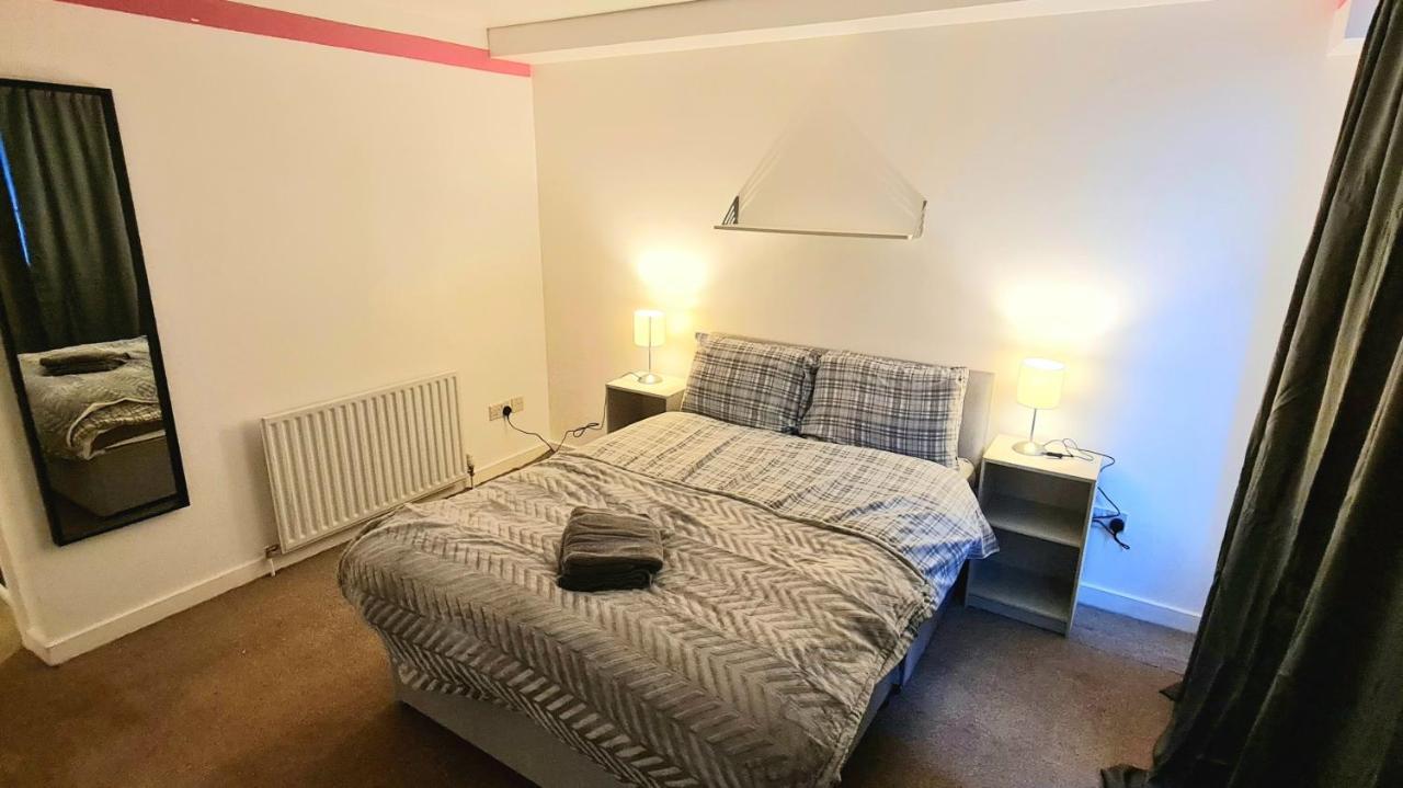 Lovely 3 Bedroom Apartment - Free Parking EDI Exterior foto