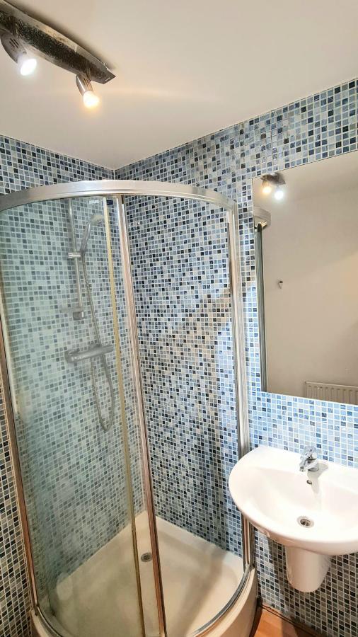 Lovely 3 Bedroom Apartment - Free Parking EDI Exterior foto